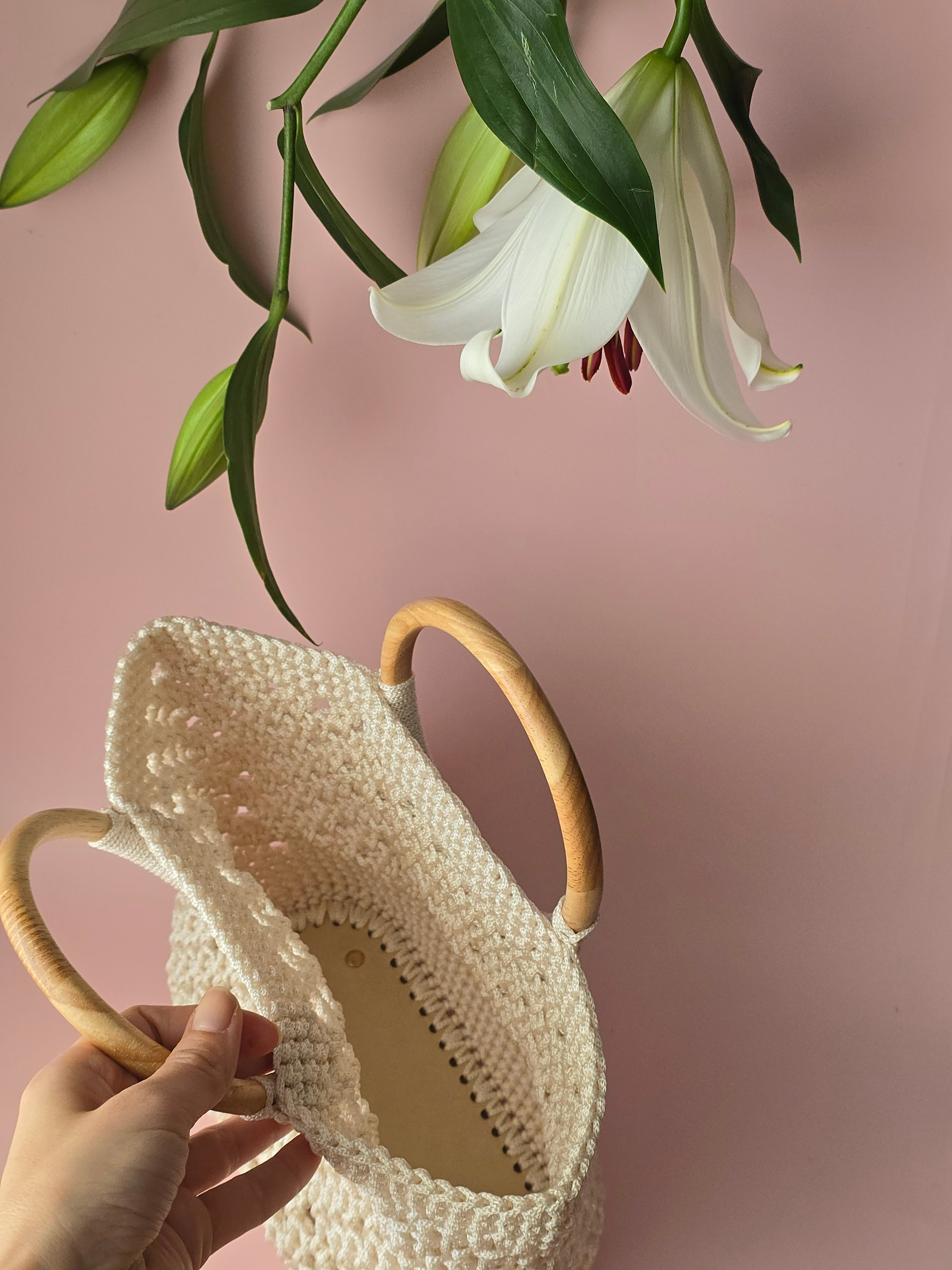 Summer Breeze Crochet Bag