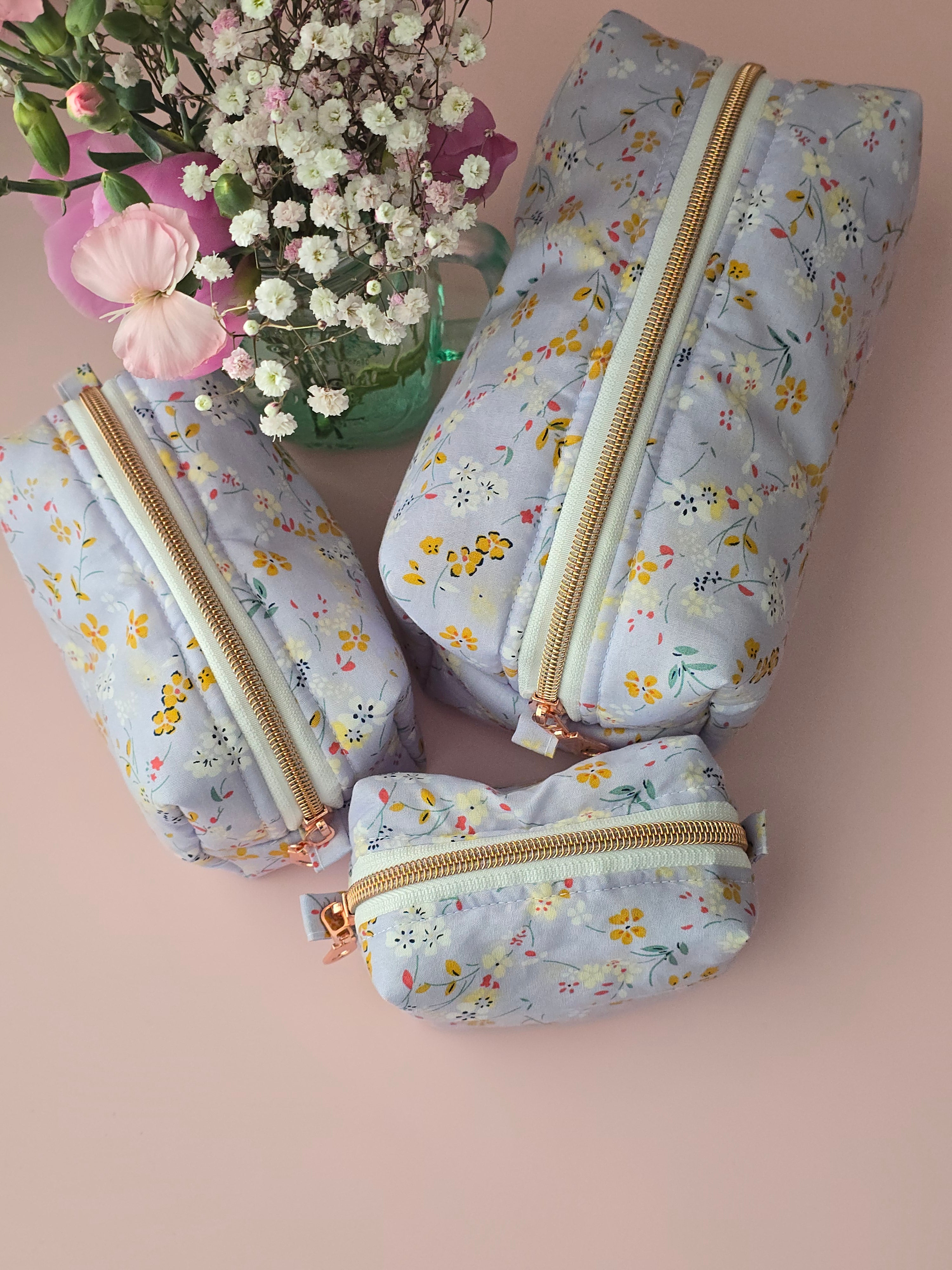 Pastel Floral Cosmetic Pouch Set
