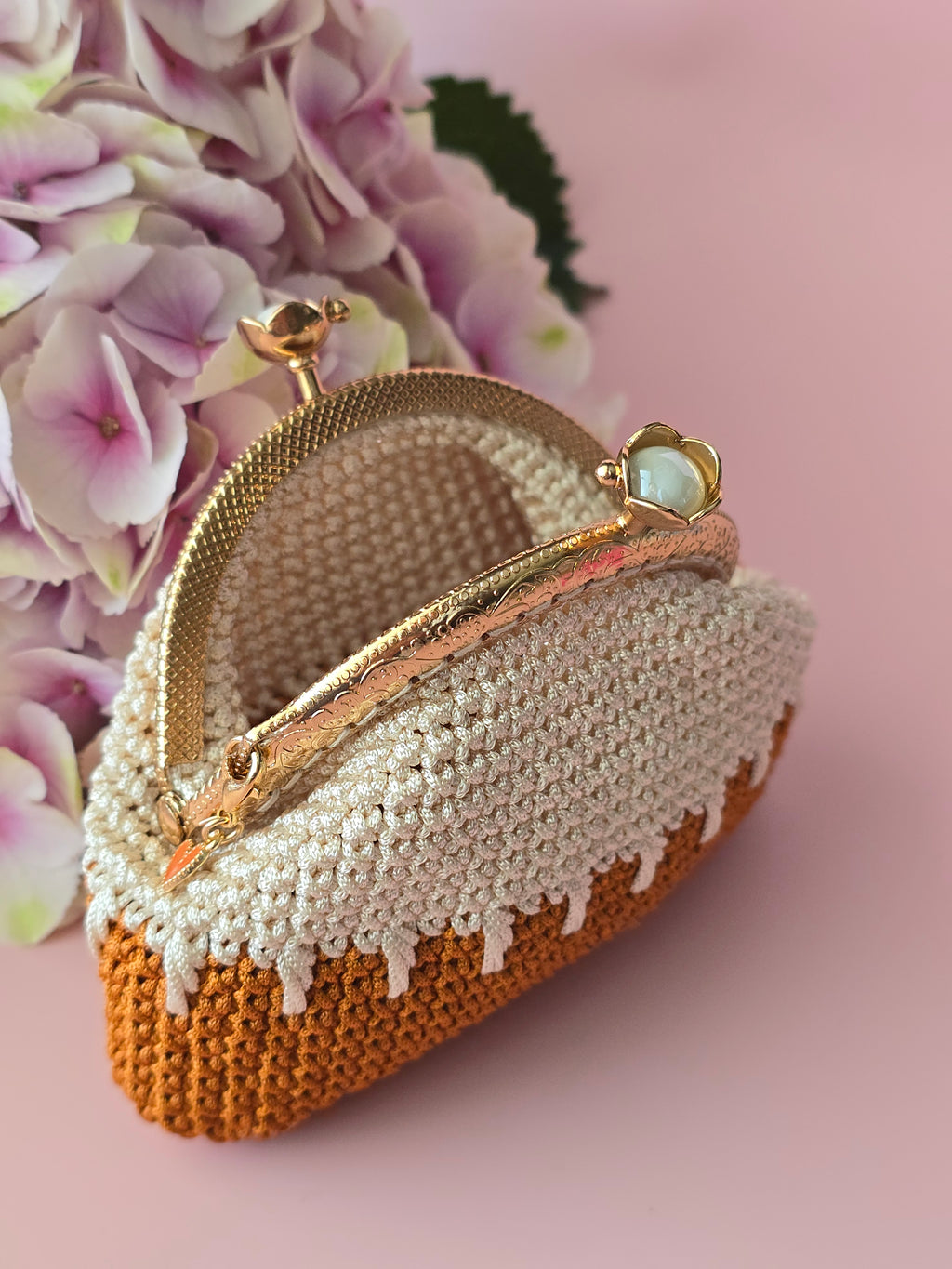 Crochet Coin Purse “Caramel Drip”
