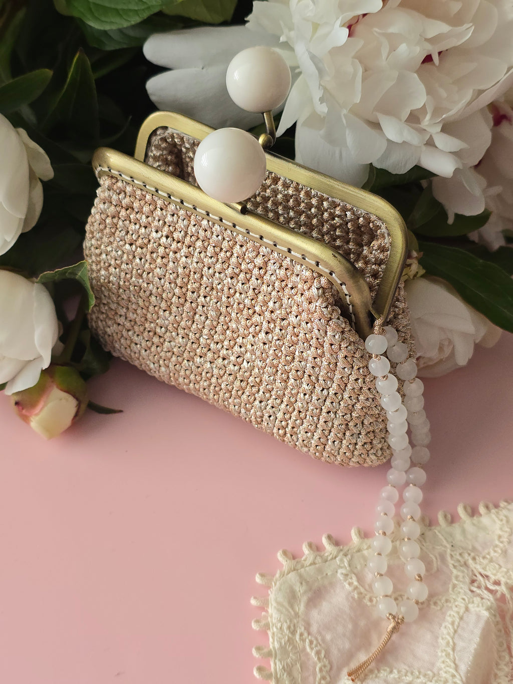 Crochet Frame Wallet – Beige Coin Purse