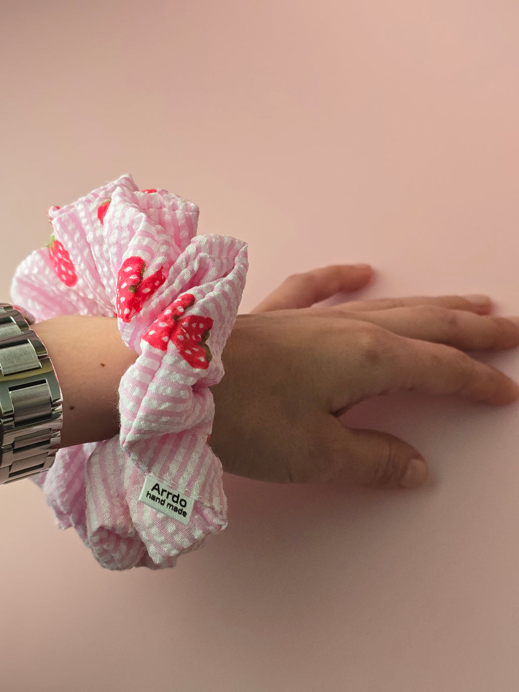 Strawberry Scrunchie 🍓