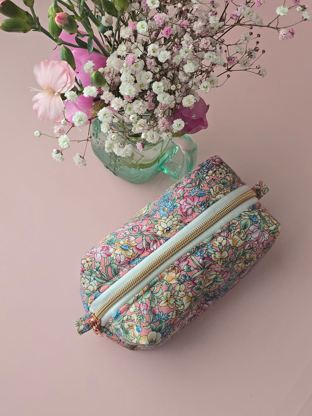 Floral Handmade Zipper Pouch 🌸