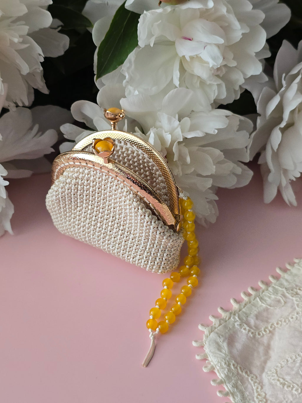 Ivory Pearl Crochet Coin Purse