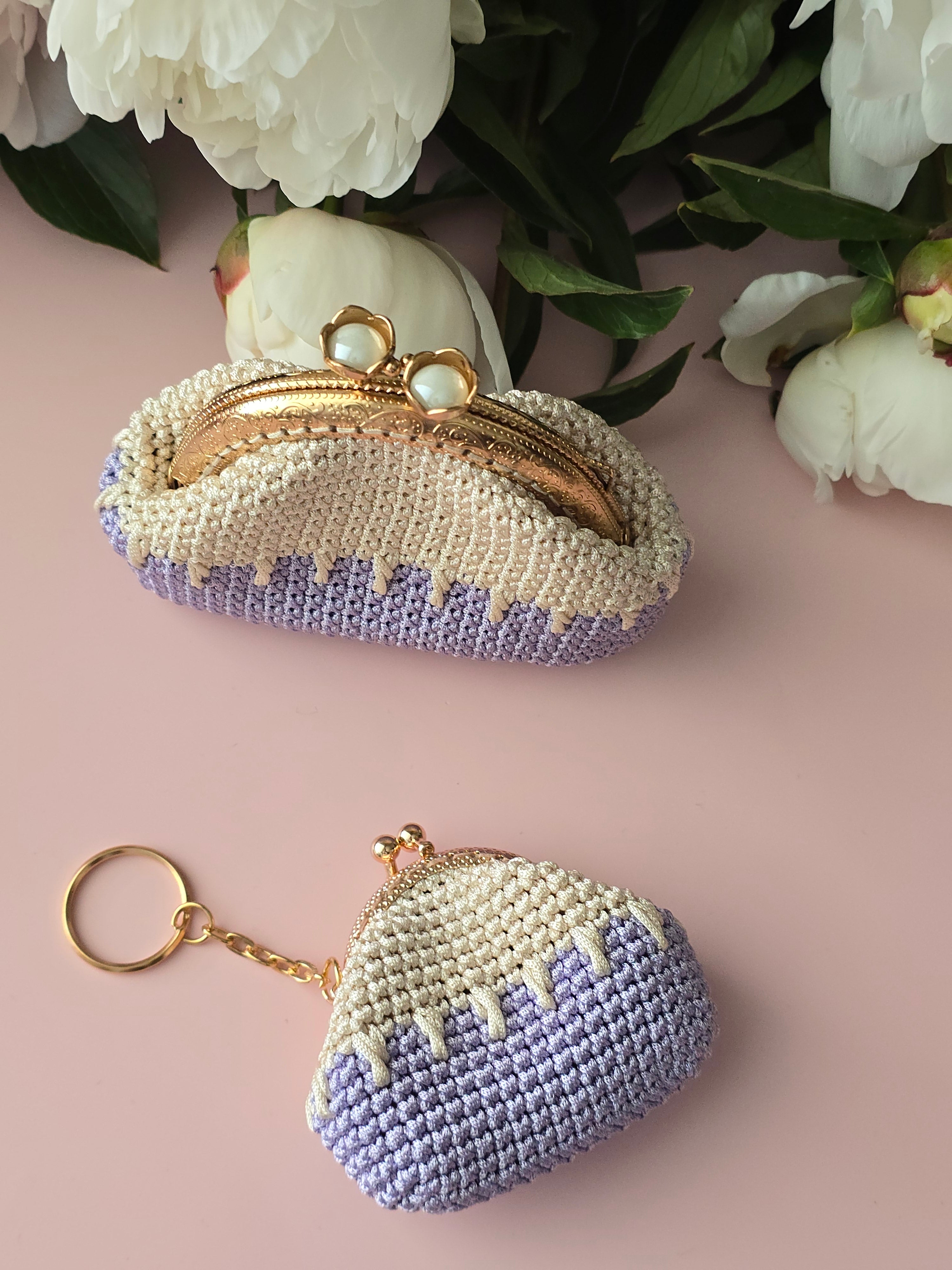 Handmade Crochet Kiss-Lock Coin Purse – Cream & Lavender