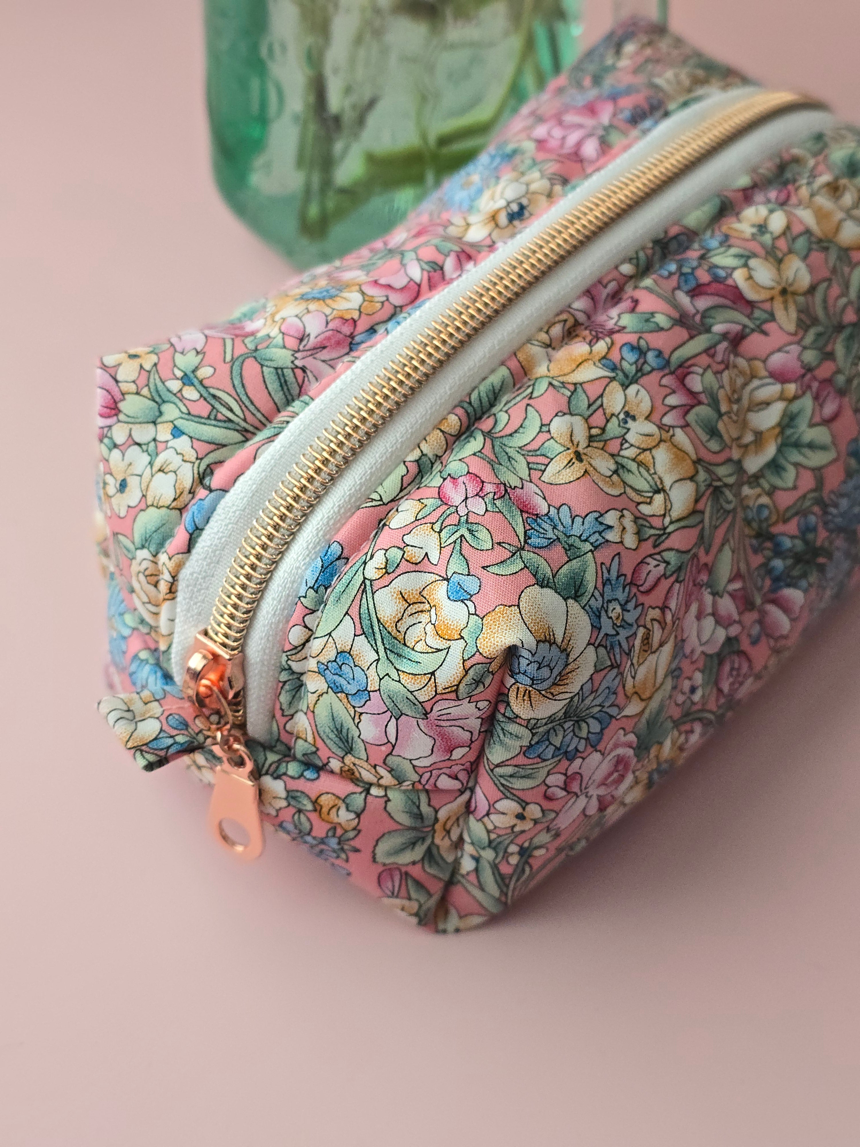 Floral Handmade Zipper Pouch 🌸