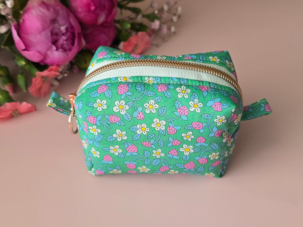 Strawberry Garden Cosmetic Bag Set 🍓🌼
