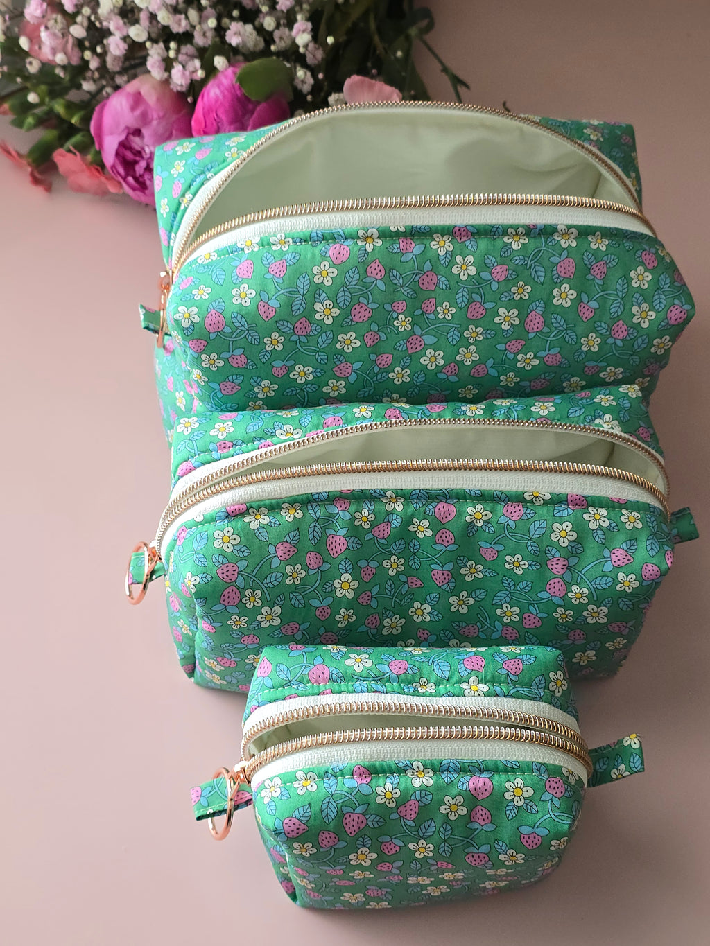 Strawberry Garden Cosmetic Bag Set 🍓🌼