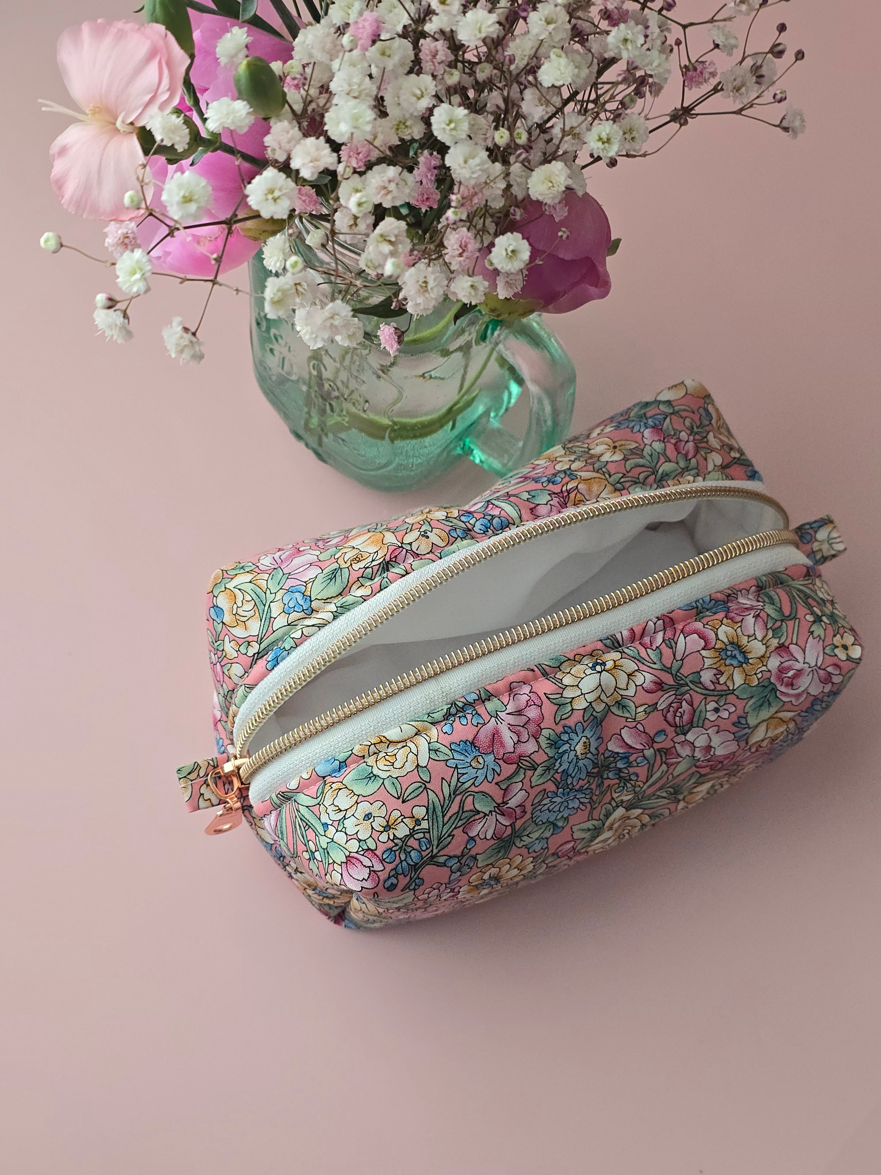 Floral Handmade Zipper Pouch 🌸